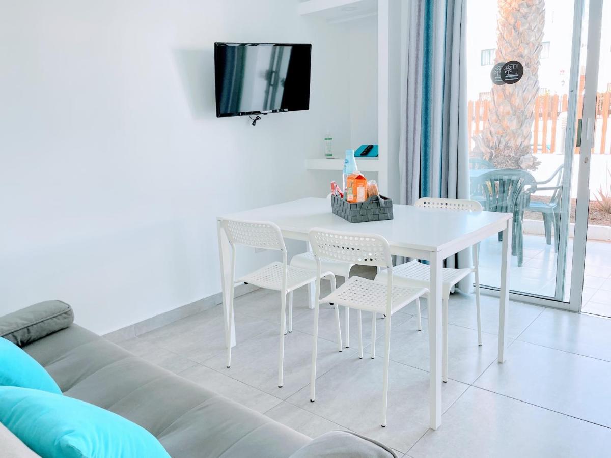 Apartmán Blue Island Pool View & Wi-Fi By Irent Fuerteventura Corralejo Exteriér fotografie