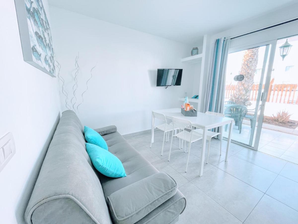 Apartmán Blue Island Pool View & Wi-Fi By Irent Fuerteventura Corralejo Exteriér fotografie