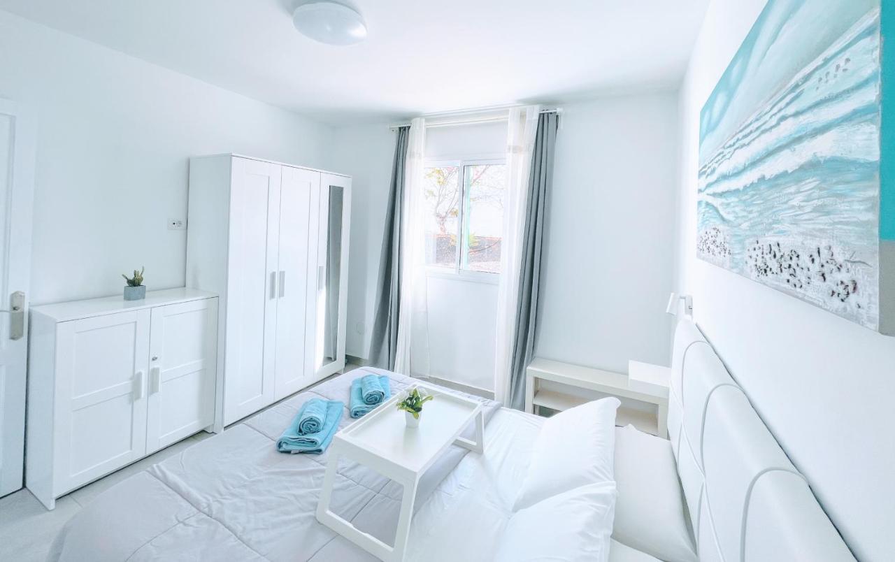 Apartmán Blue Island Pool View & Wi-Fi By Irent Fuerteventura Corralejo Exteriér fotografie
