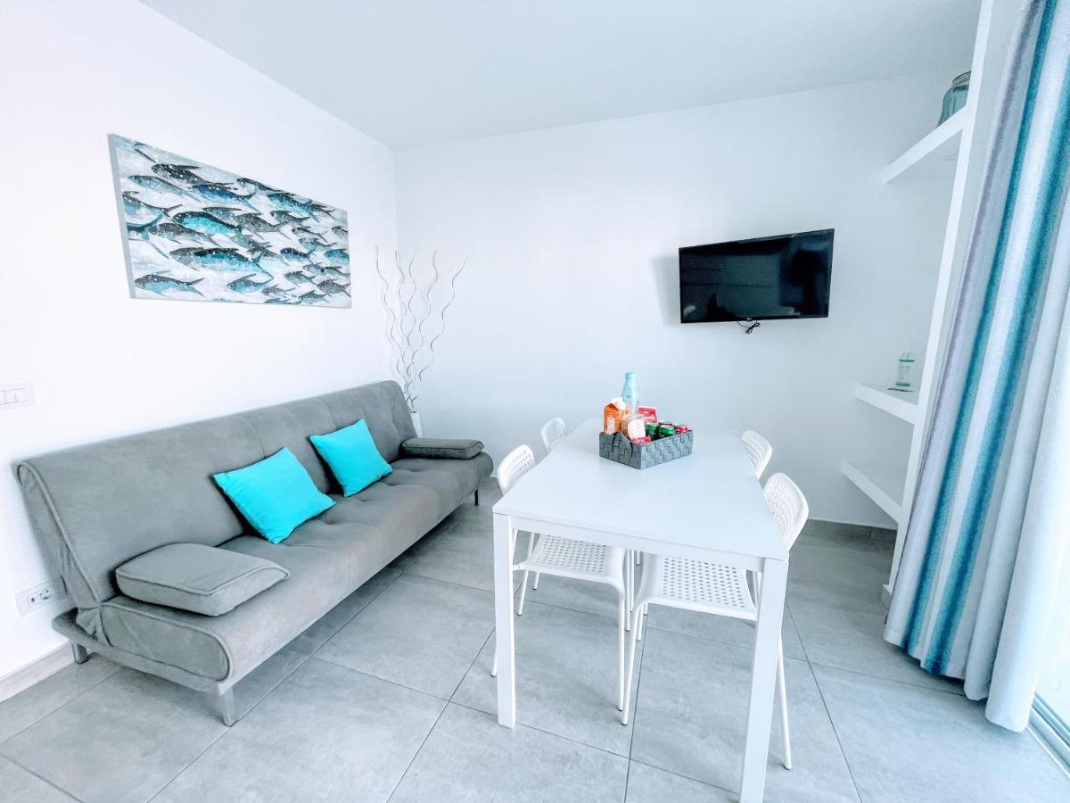 Apartmán Blue Island Pool View & Wi-Fi By Irent Fuerteventura Corralejo Exteriér fotografie